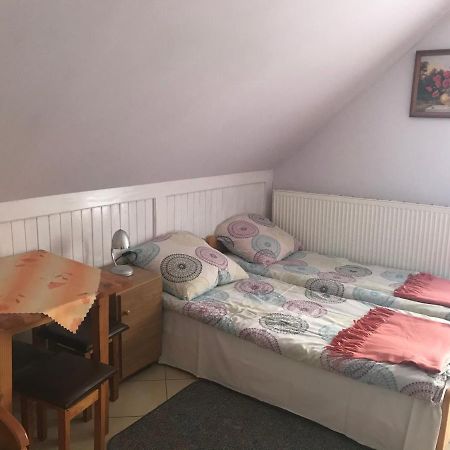 Pokoje Goscinne U Danuty Mizerna Exteriör bild